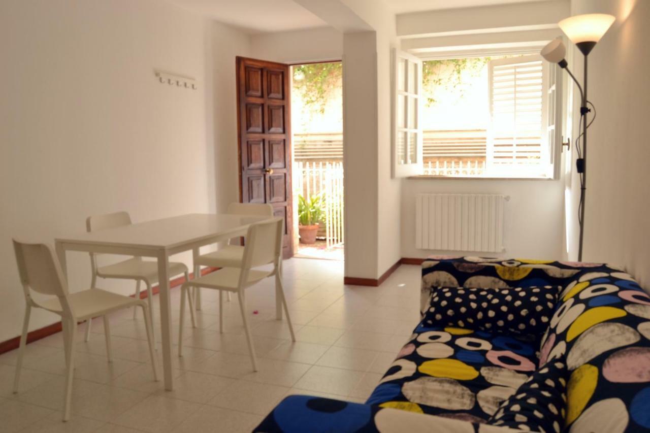 Casa Dahlia